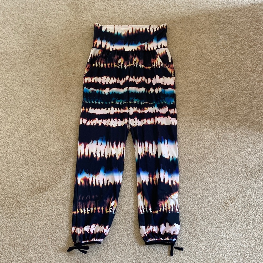 Lucy sz xs multicolor joggers